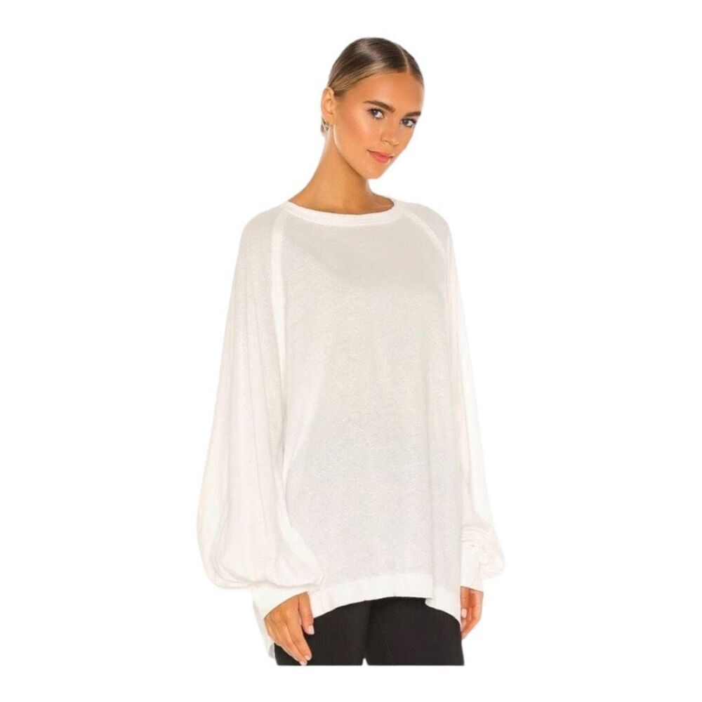 Free People Shes Everything oversized top in white size M NWT - Picture 2 of 5